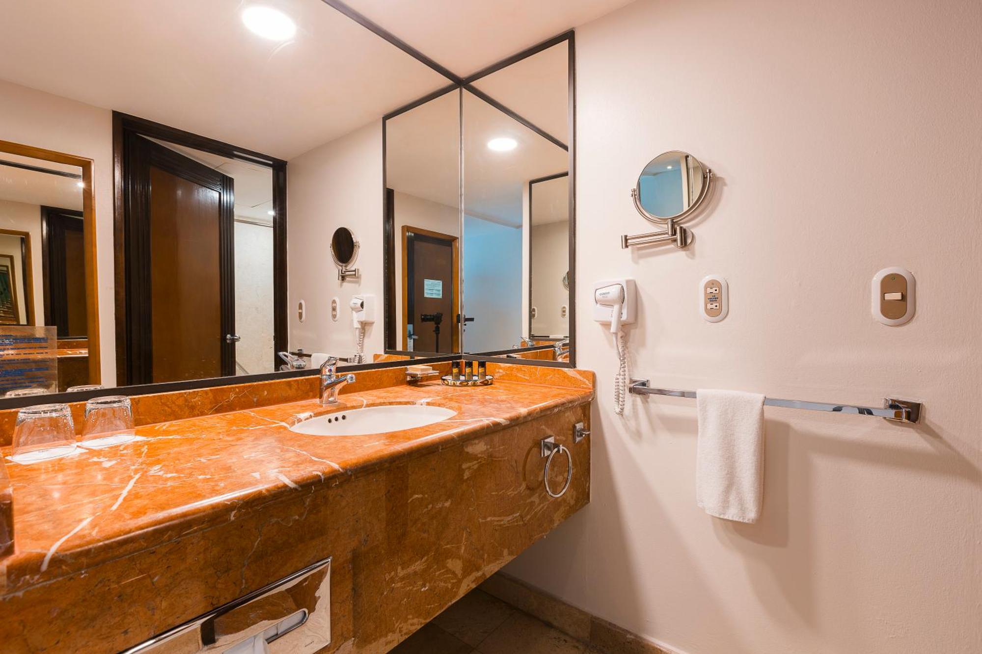 Azul Ixtapa All Inclusive Resort מראה חיצוני תמונה
